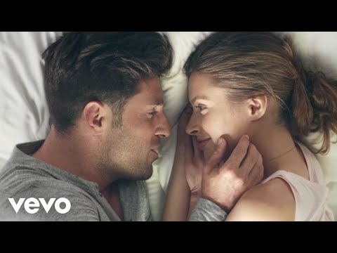 lyteCache.php?origThumbUrl=https%3A%2F%2Fi.ytimg.com%2Fvi%2FWUXjoTtiSXg%2F0 Znani hiszpańscy piosenkarze