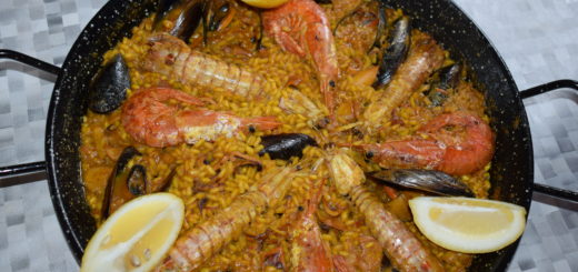 paella z owocami morza